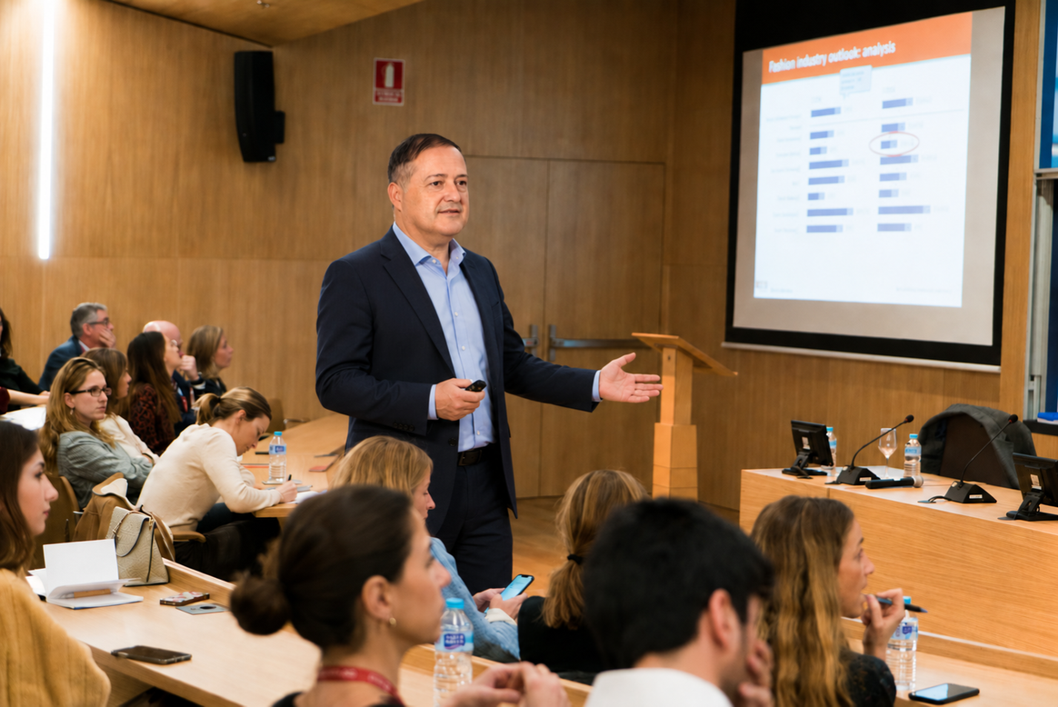 Luis Lara Arias teaches fashion business courses.