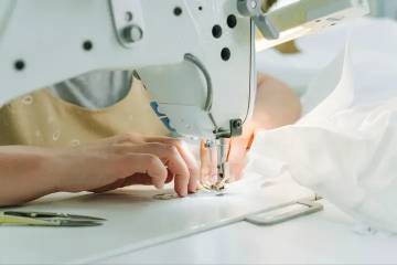 Groei Chinese detailhandel en productie remt af 