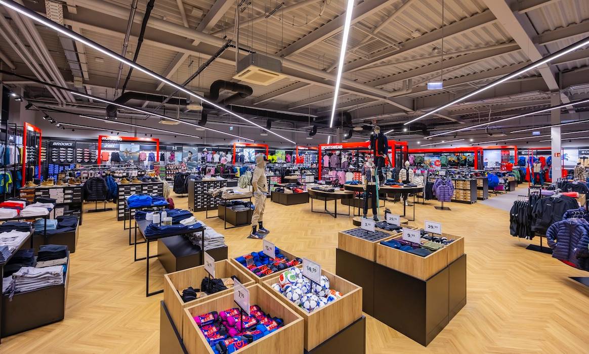 Blick in die runderneuerte Hervis-Filiale in Fohnsdorf