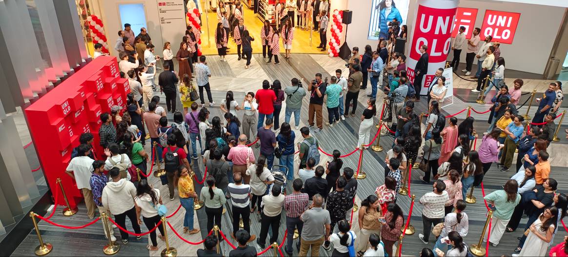 The crowd waiting to enter Mumbai’s first Uniqlo store on 6th October 2023. Credits: FashionUnited