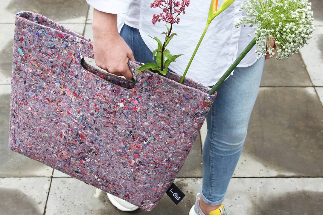 Tas van I-did van gerecycled vilt