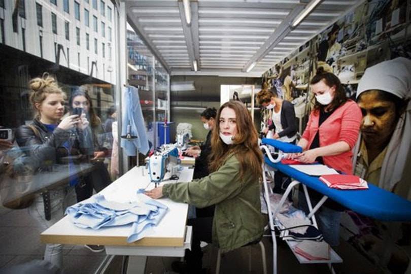 Pop-up Sweatshop urges the Fashion Industry to be more Transparent