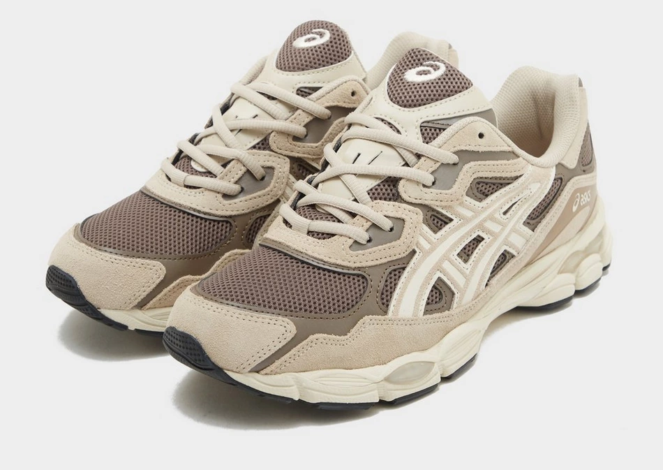 La ASICS GEL-NYC.