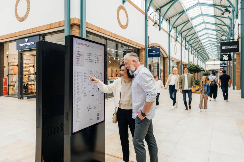 In-80-Sekunden-f-r-1-000-Euro-shoppen-Shopping-Challenge-bei-der-80s-Party-im-Halle-Leipzig-The-Style