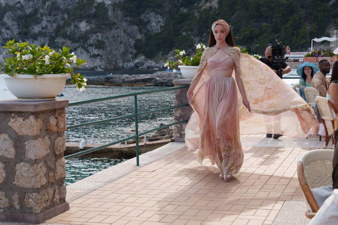 La sfilata Luisa Beccaria a Capri, durante l'episodio Beautiful