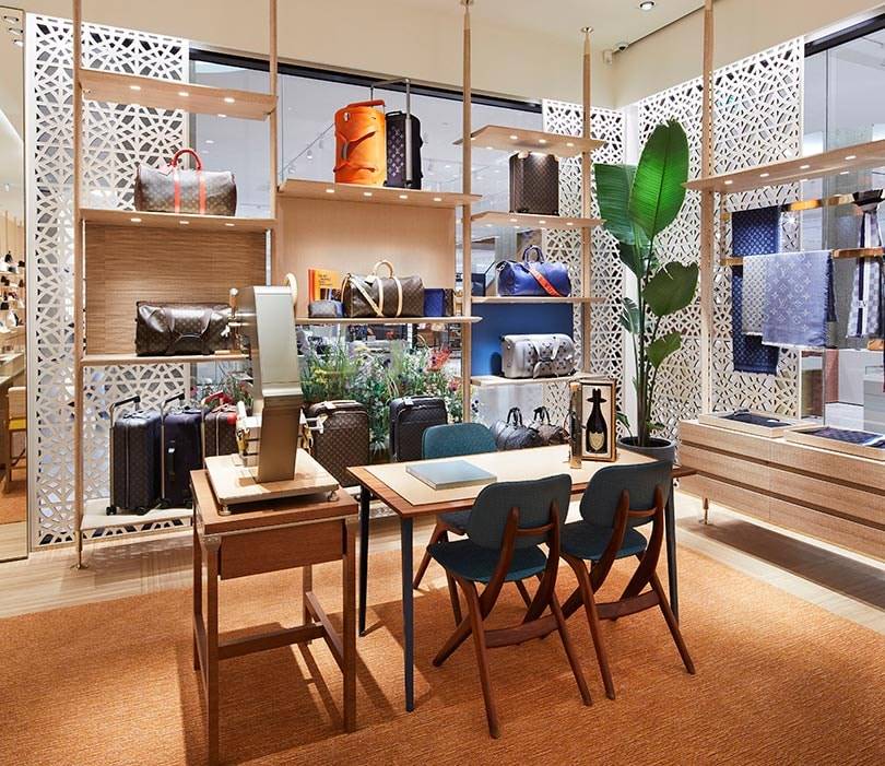 Binnenkijken bij de nieuwe Louis Vuitton boetiek in Rotterdamse Bijenkorf