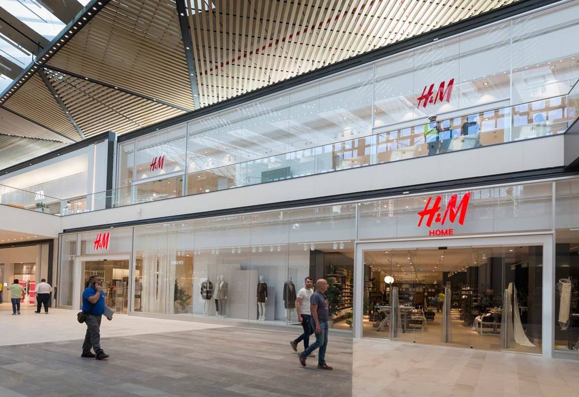 Abre sus puertas Sevilla el macro centro comercial Lagoh