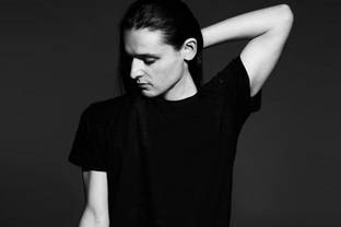 Storymap: Het designverleden van Olivier Theyskens