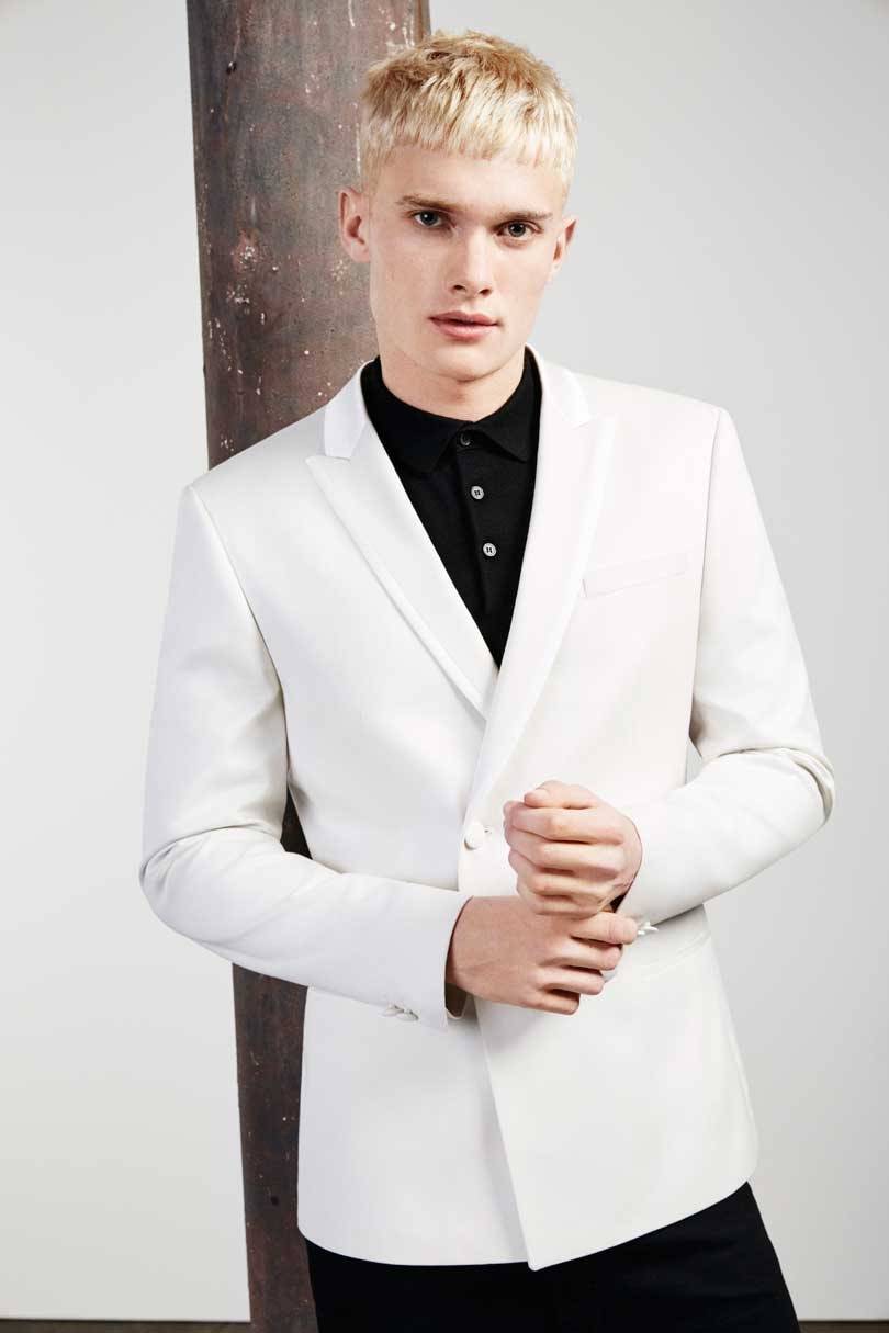 River Island relaunches men’s tailoring