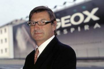 Geox ripensa i negozi con l'X store concept