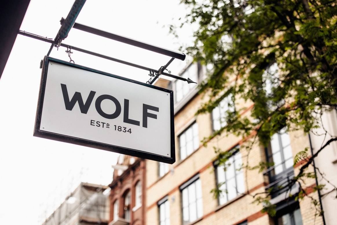 Wolf pop-up in London.