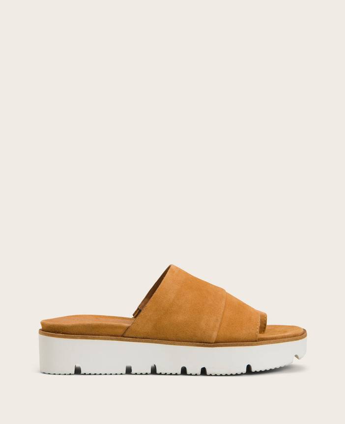 Gentle Souls | Lavern Slip-On Platform Sandal | Kenneth Cole
