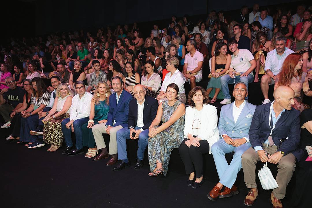 Minerva Alonso, consejera de Desarrollo Económico del Cabildo de Gran Canaria, junto a Antonio Morales, presidente del Cabildo de Gran Canaria, durante GCSW 2025.
