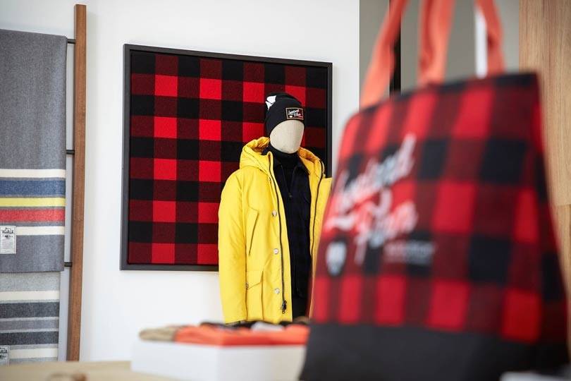 Zien: Woolrich opent flagshipwinkel in Aoyama , Japan