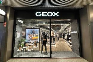 Geox reports 9.7 percent decline in nine month sales 