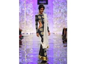 LFW: Masaba creates ‘Wanderess’