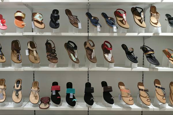 Francia: Sarenza apre il suo primo negozio fisico