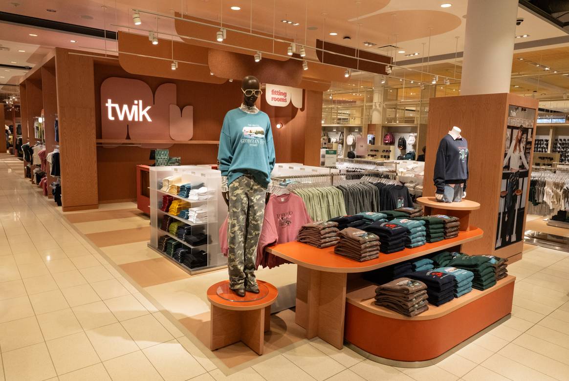 Simons opens at Yorkdale Shopping Centre in Toronto