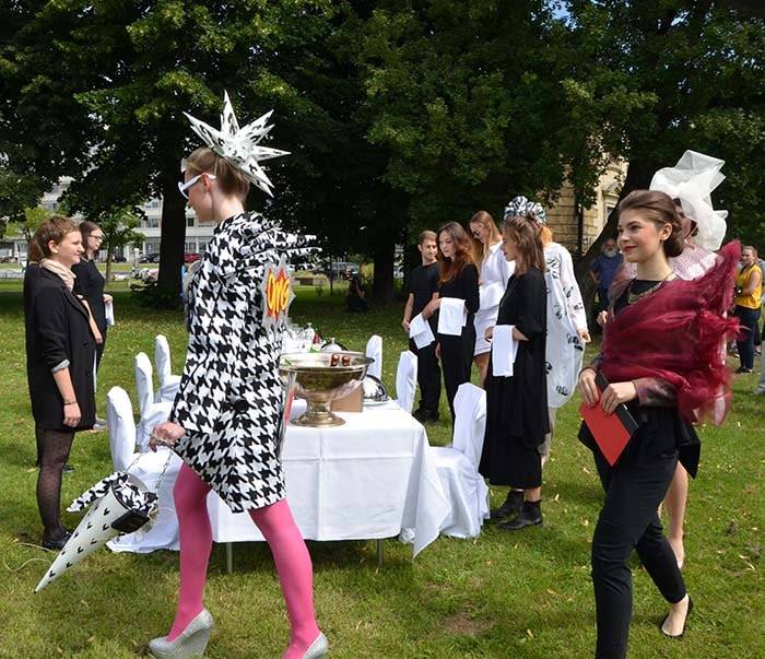 In picture: 'Fashion-picnic' at FH Dresden