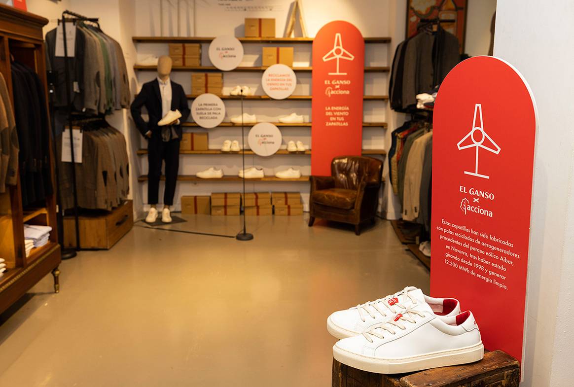 Evento de presentación de la colaboración desde la tienda de El Ganso en la calle de Jorge Juan de Madrid (España).