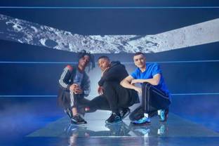 Foot Locker s’associe à des artistes émergents pour sa nouvelle campagne “Space Collection”