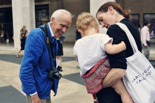 El célebre fotógrafo de moda Bill Cunningham murió