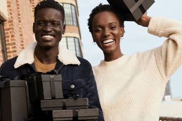 Klarna partners with Express in time for holiday shopping