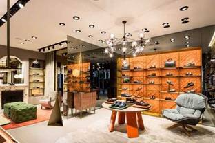 Santoni дебютирует в Париже