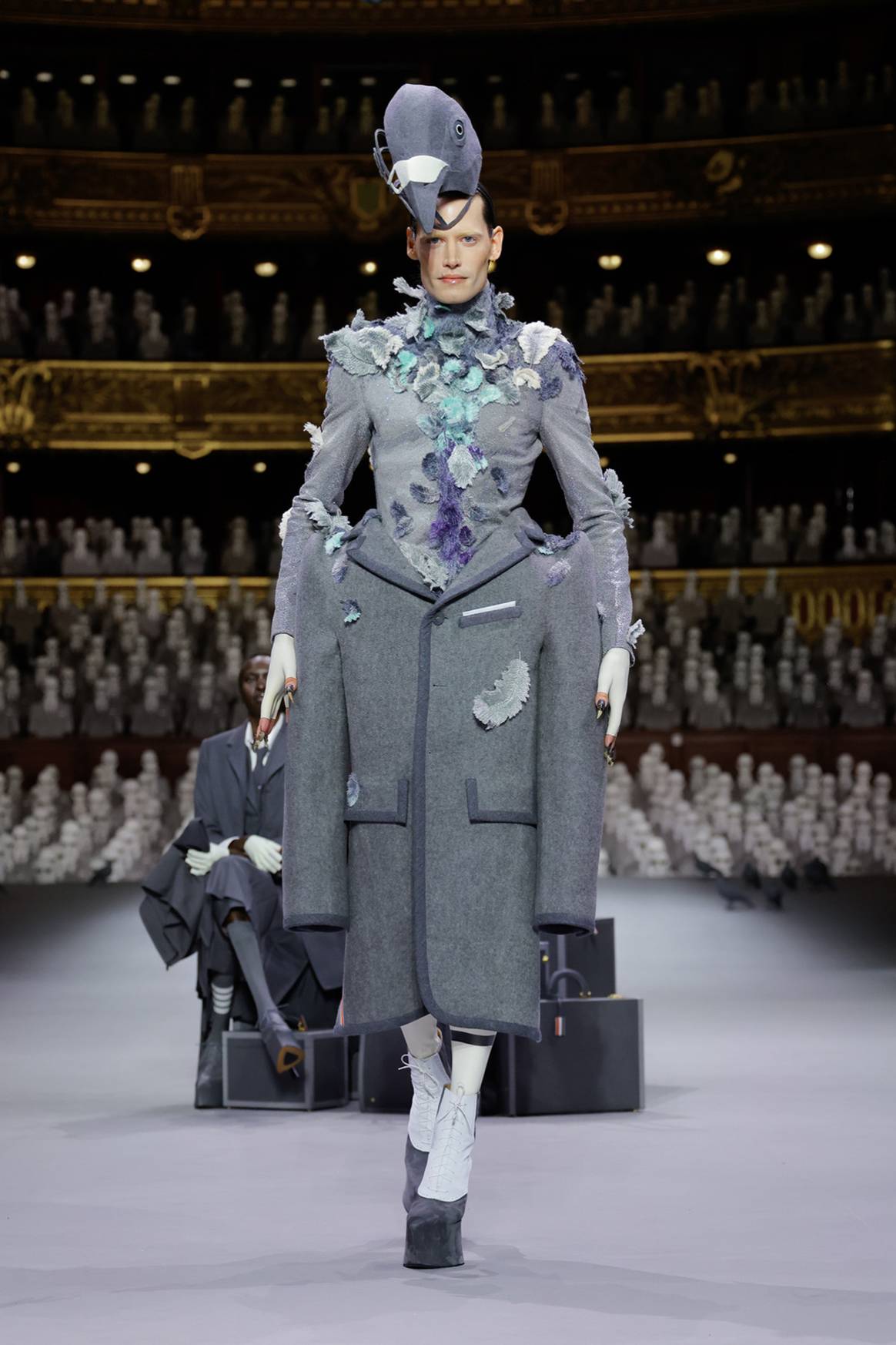 Créditos: Thom Browne, primera colección de Alta Costura, para la temporada Otoño/Invierno FW23. Fotografía de cortesía.