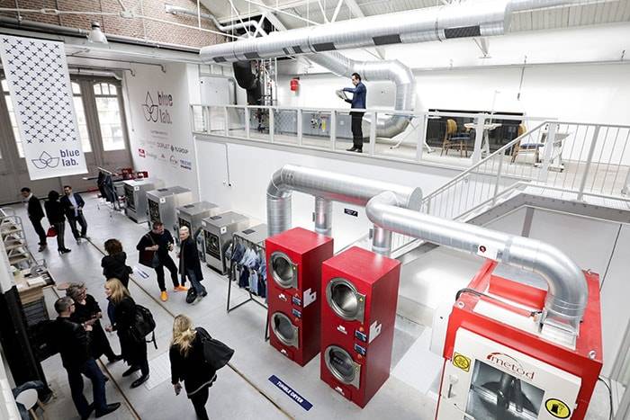 Denim City geopend: ‘Een half jaar geleden was ’t nog een lekkende, oude fabriek'