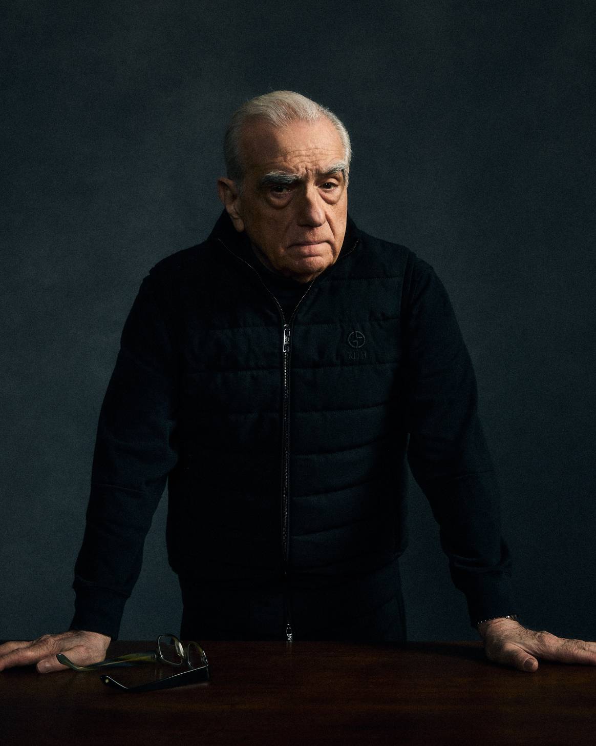 Martin Scorsese como protagonista de la campaña de “The Artist”, una de las cuatro subcápsulas de la colección colaborativa “The Archetype” diseñada por Giorgio Armani y Kith.