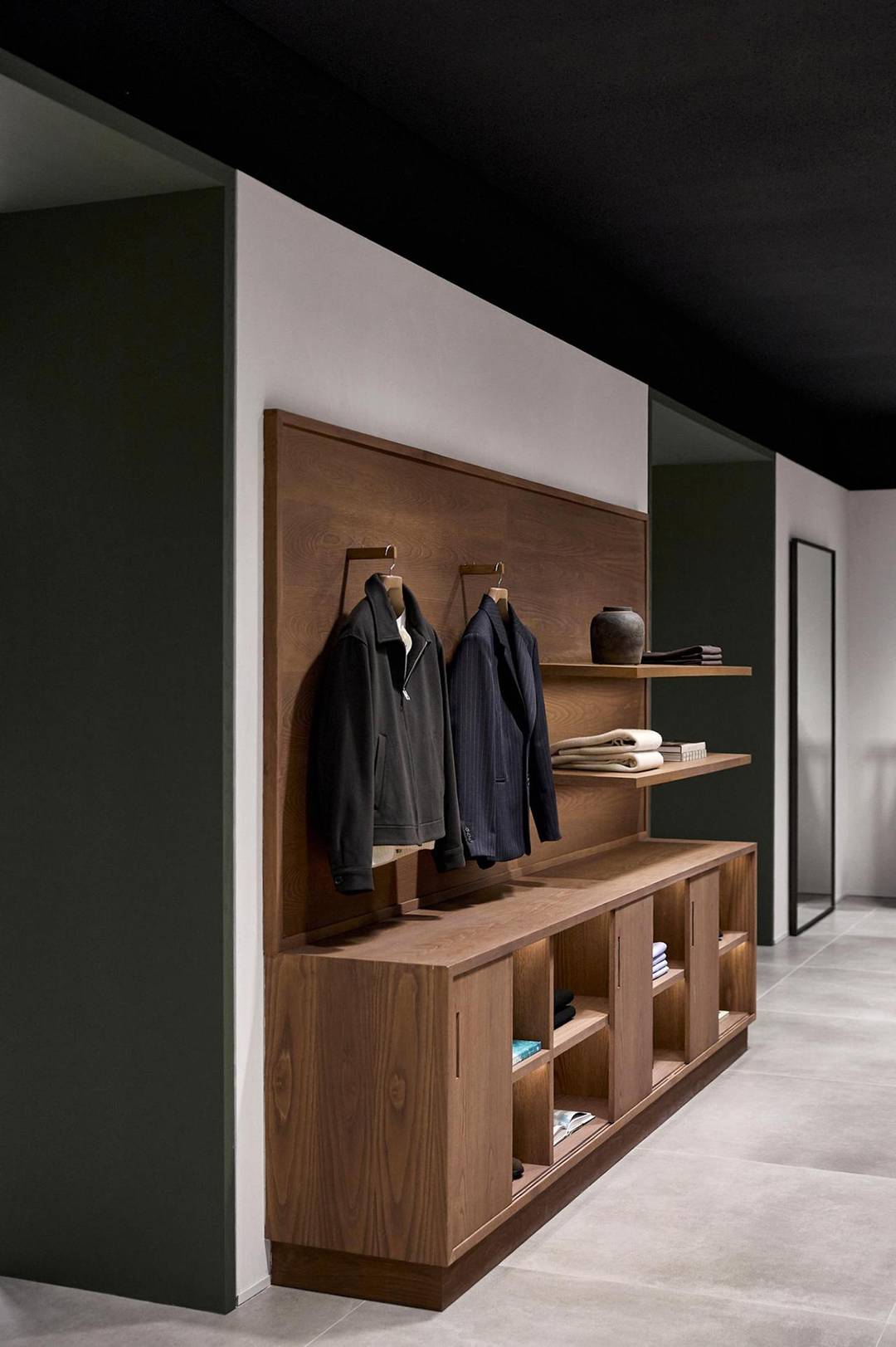 Tienda de Zara Man en el centro comercial South Coast Plaza, Costa Mesa (California).