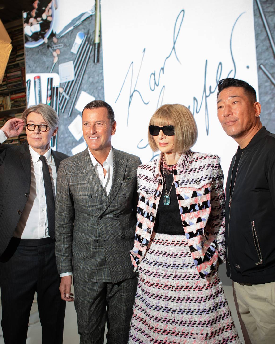 Photo Credits: De izda. a dcha., Andrew Bolton, Pier Paolo Righi, Anna Wintour y Hun Kim. Karl Lagerfeld, página oficial.