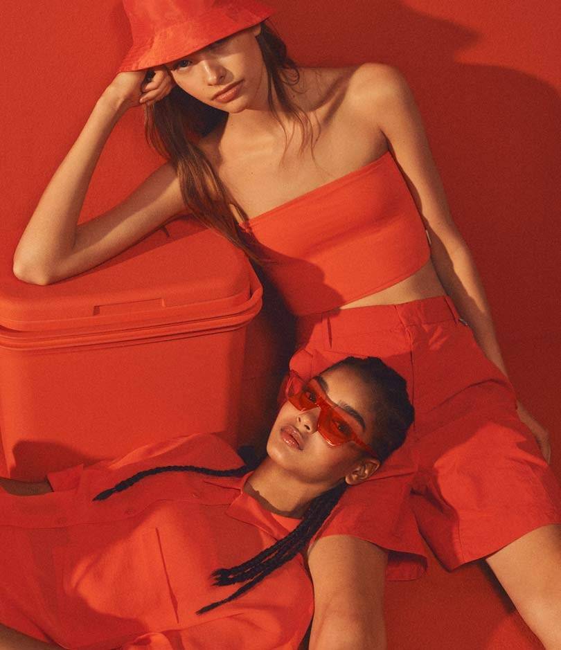 Bershka lanza su nueva colección Pantone