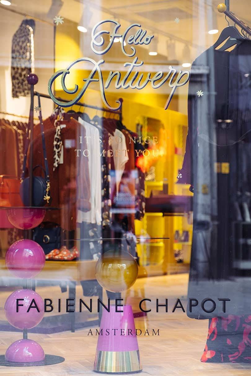 Kijken: de eerste Fabienne Chapot-winkel buiten Nederland