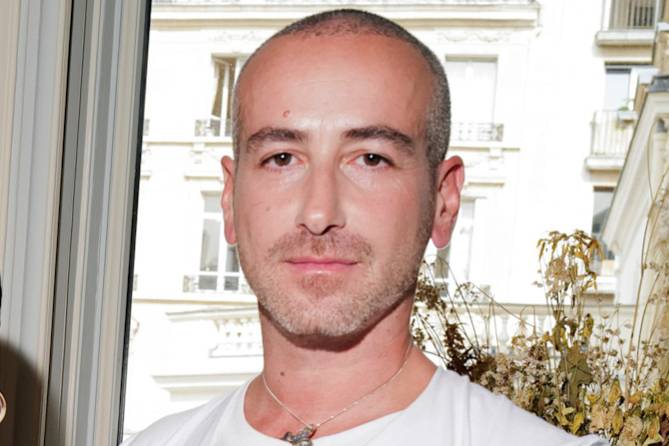 Francesco Risso tijdens de Marni SS24-show