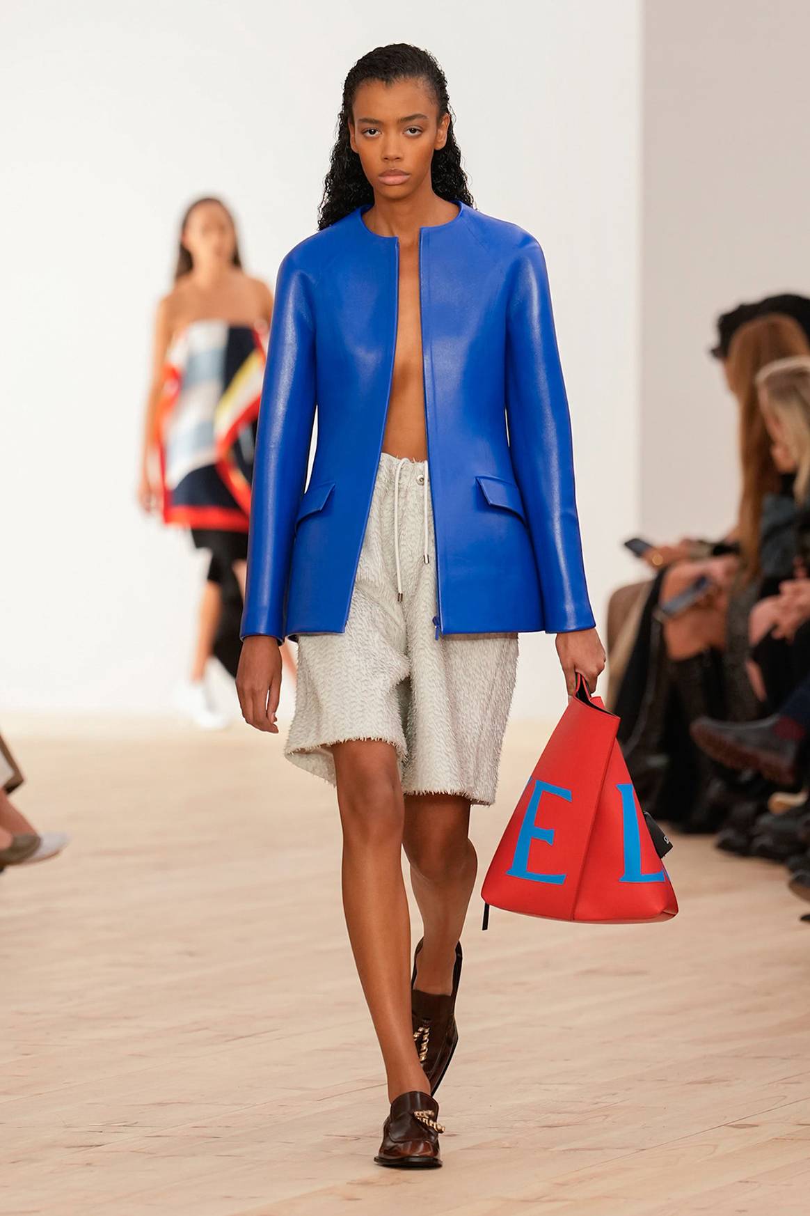 Loewe, desfile de presentación de la colección de mujer para la temporada Primavera/Verano 2026.