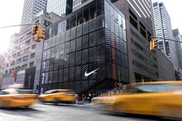 nike on congress