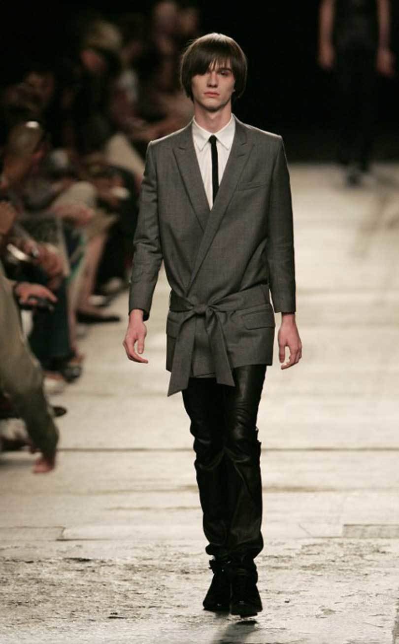 Wat kunnen we verwachten van Hedi Slimane en Céline’s nieuwe mannenmode?