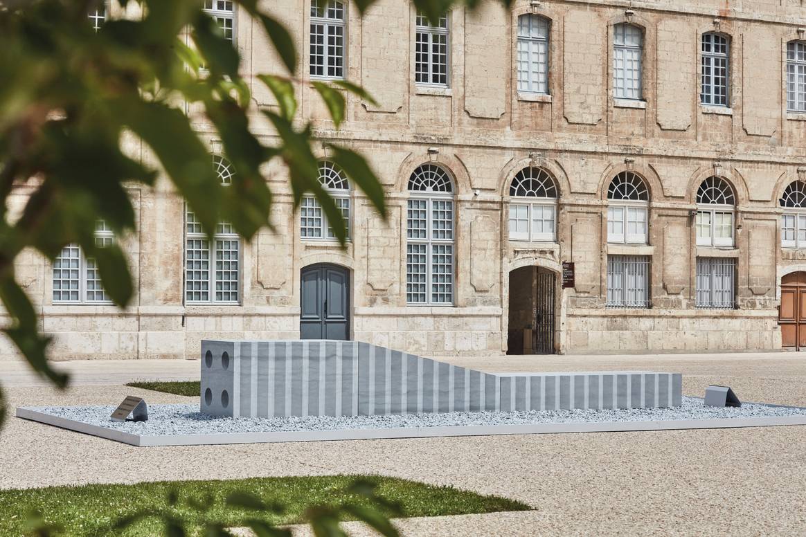 Crédit : IRMINGER Virgil Abloh 2020. Collection Louis Vuitton