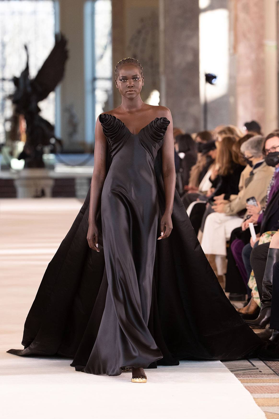 Photo Credits: Schiaparelli, colección Alta Costura para la temporada Primavera/Verano de 2022 SS22.