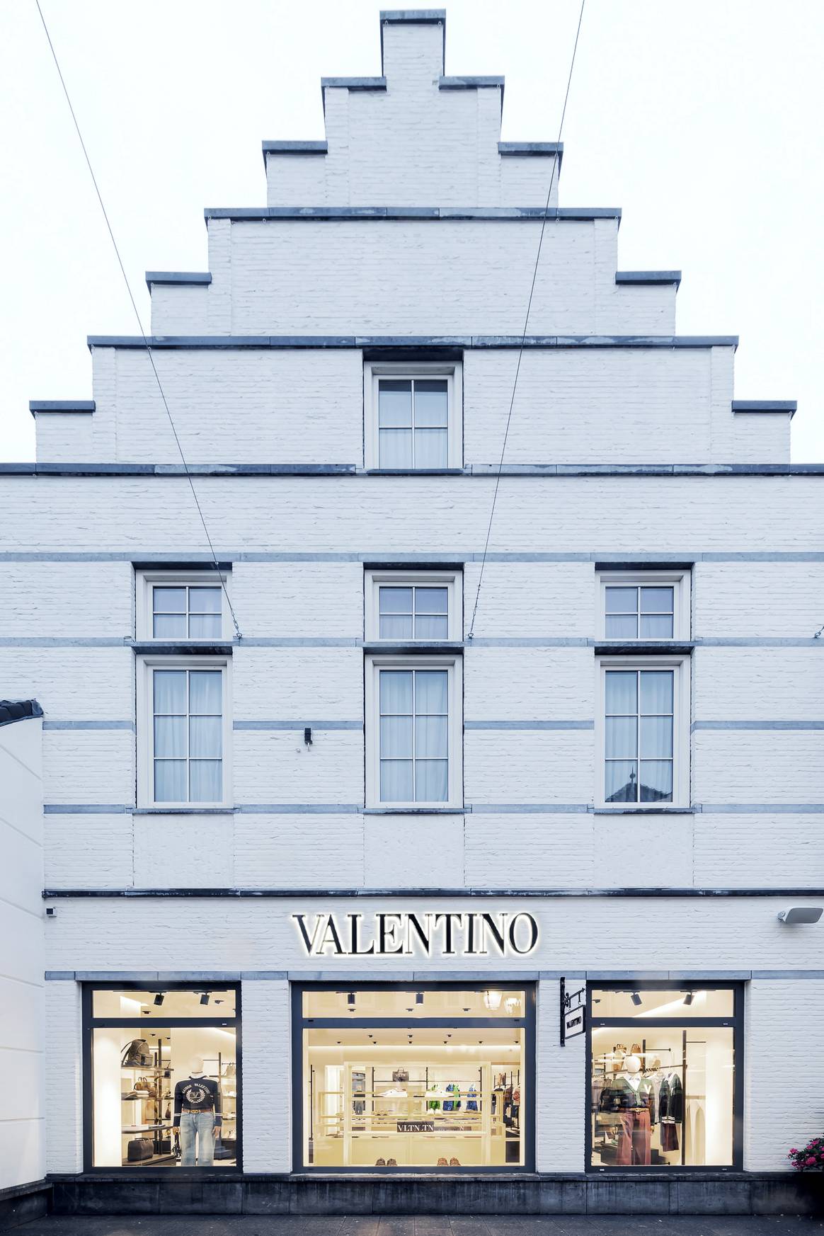 Valentino winkel in Designer Outlet Roermond