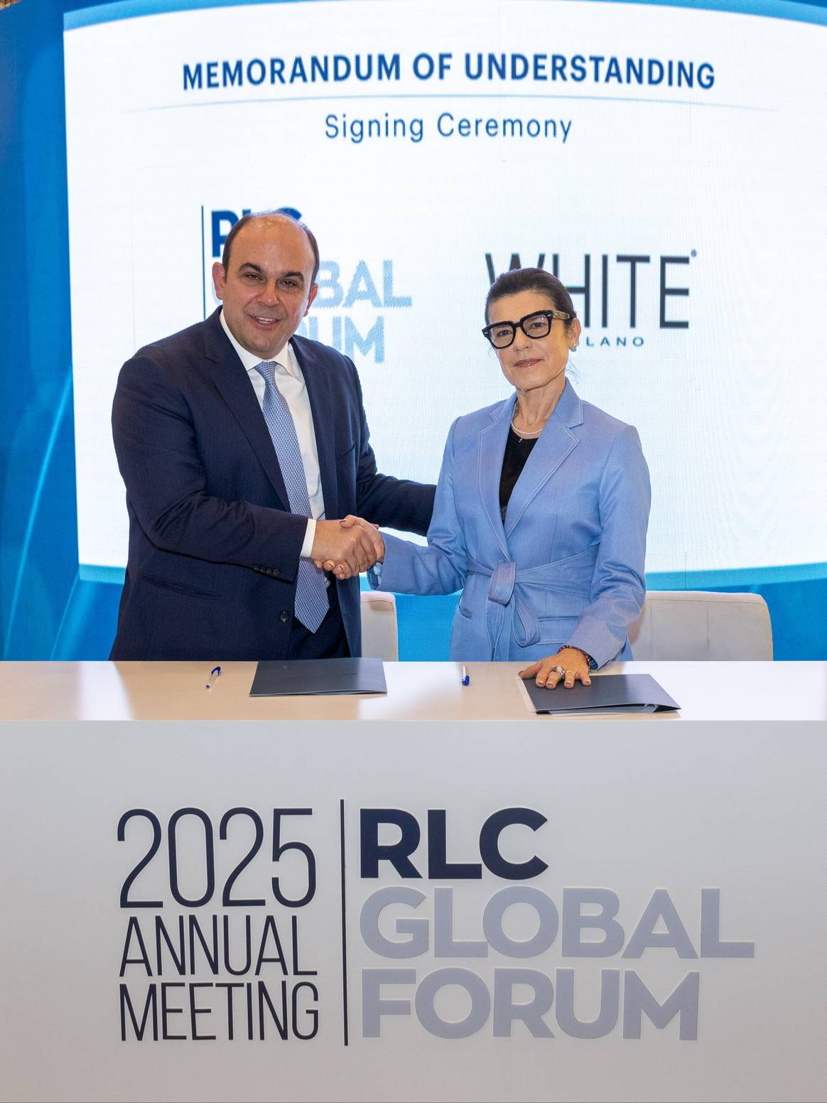 Brenda Bellei, ceo di White Milano e Panos Linardos, chairman di  Rlc Global forum