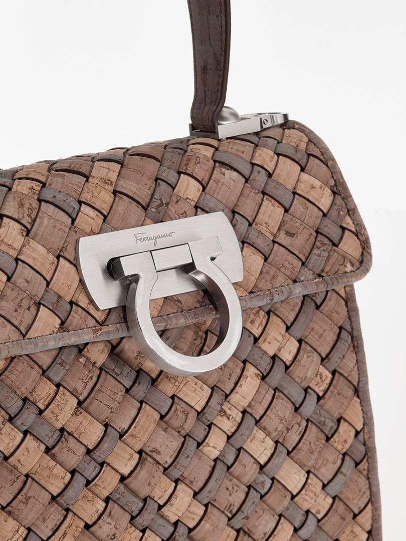 Salvatore Ferragamo выпустили сумку Earth Top Handle bag: гимн планете Земля