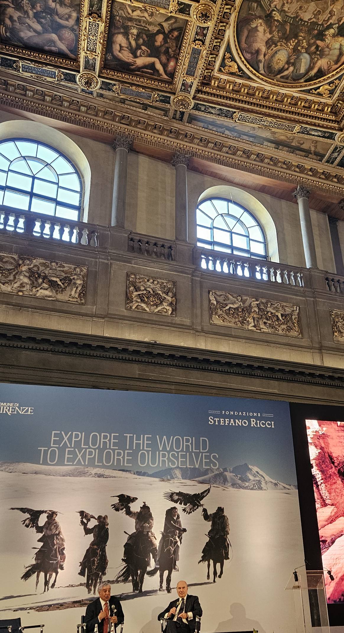 Zahi Hawass (a sinistra) con Gianluca Tenti