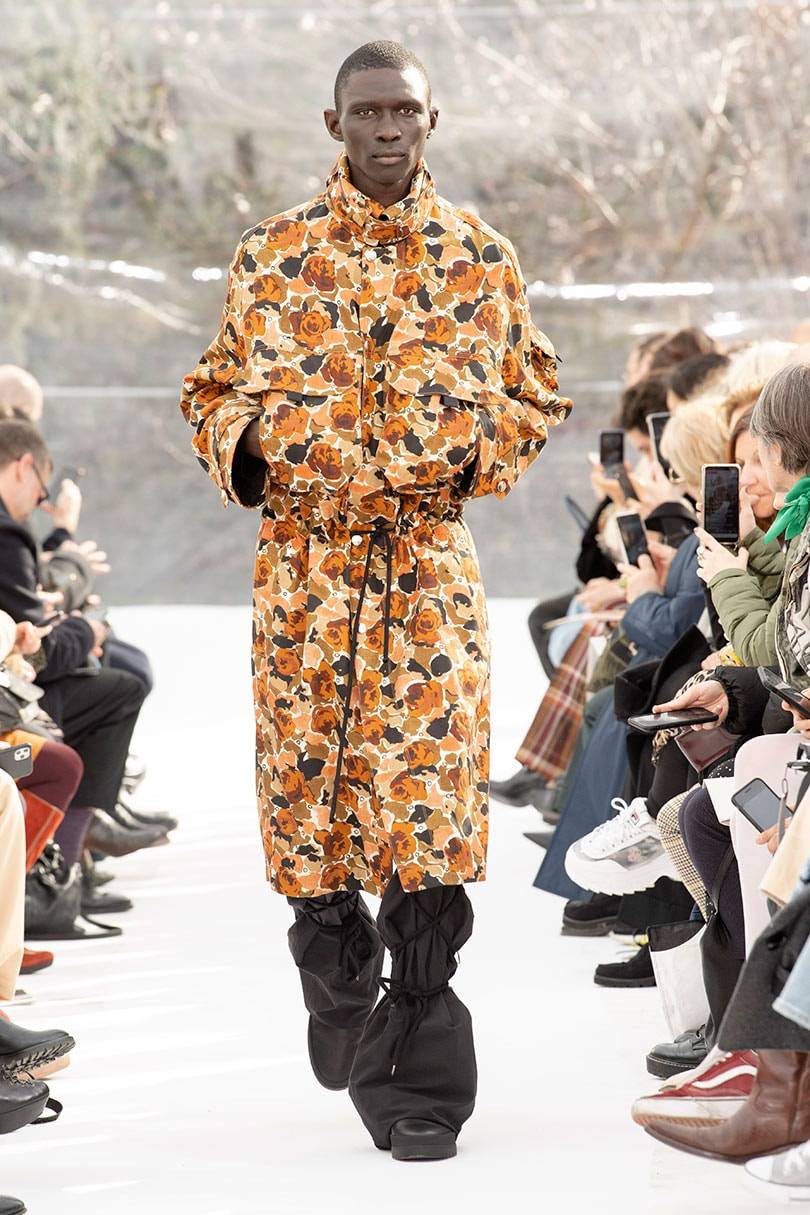 Kenzo propone el "poststreetwear" en el estreno de diseñador Oliveira Baptista