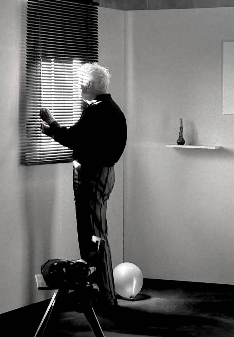 Still uit de korte modefilm Hangman & Co