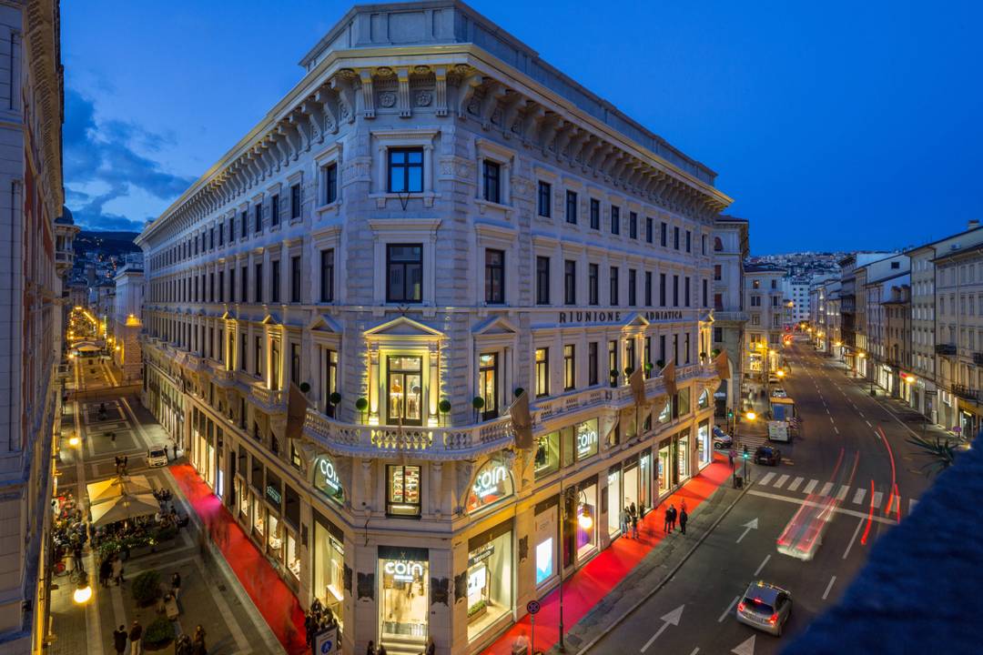 Coin Excelsior Trieste