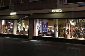 Secrid viert opening eerste brandstore