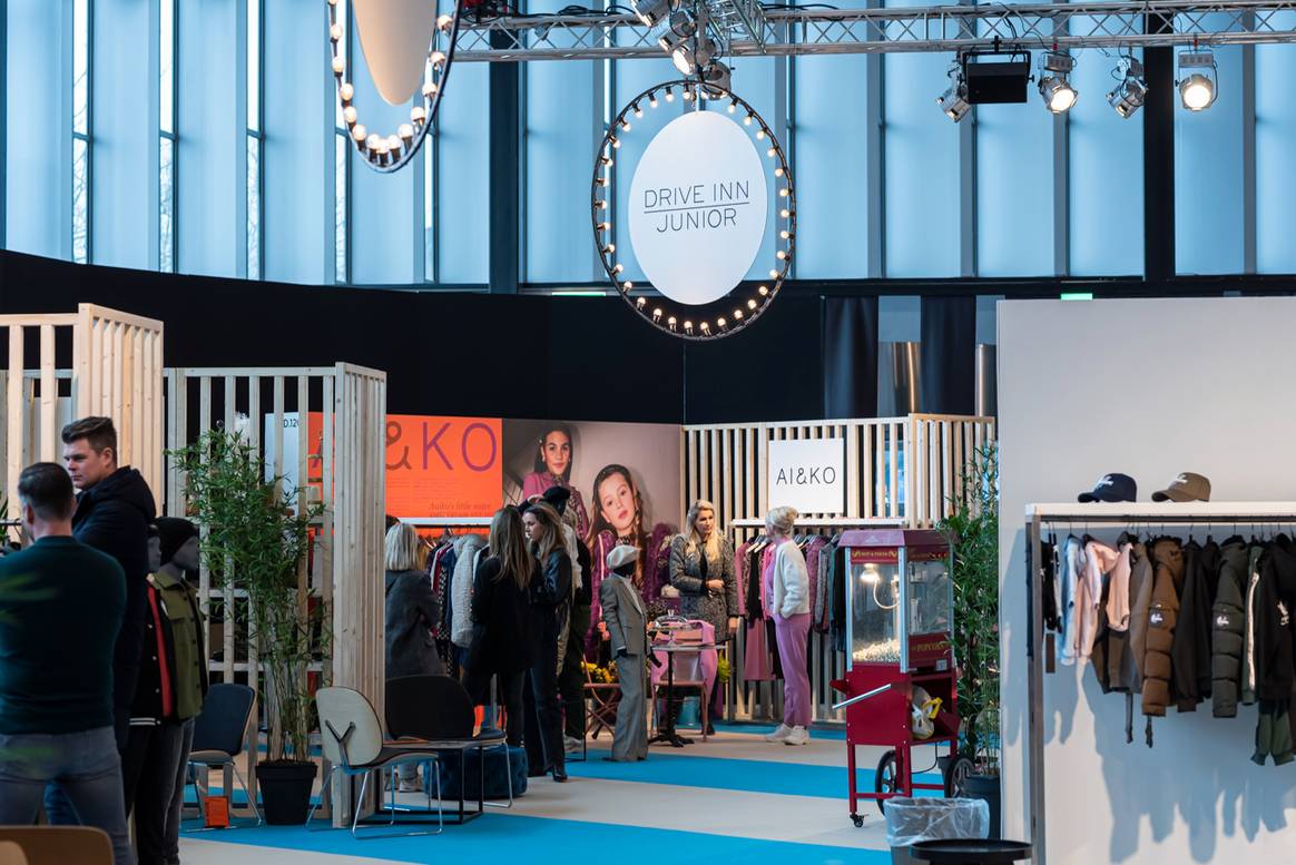 Een nieuwe samenwerking voor Modefabriek en de herintroductie van kindermode: Drive Inn Junior. Beeld door Aygin Kolaei voor FashionUnited.